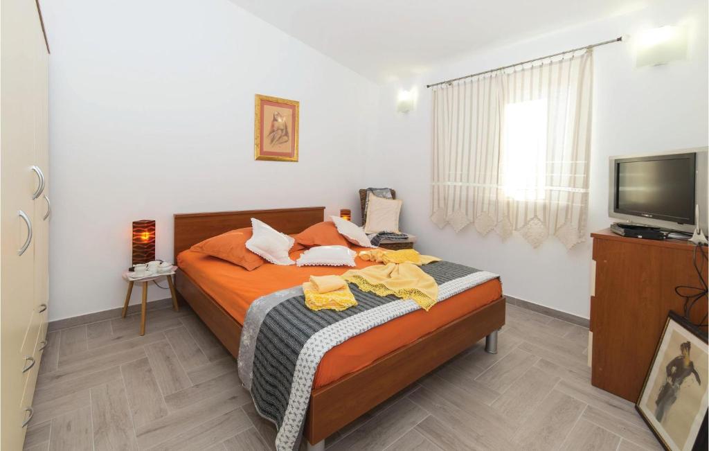 Posteľ alebo postele v izbe v ubytovaní Three-Bedroom Holiday Home In Labin