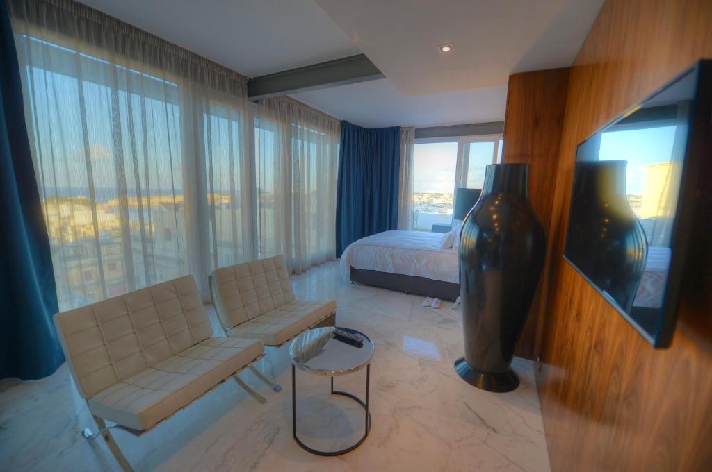 TV a/nebo společenská místnost v ubytování SU29 Boutique Hotel