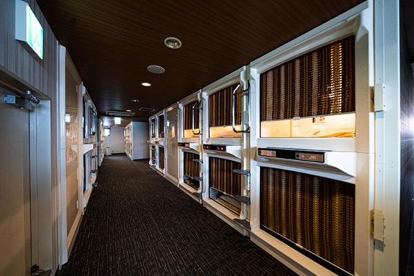 Fotografie z fotogalerie ubytování Capsule Hotel Sauna G -topia male Only v destinaci Funabaši