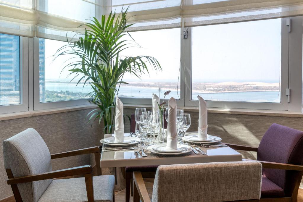 Hawthorn Extended Stay by Wyndham Abu Dhabi City Center - Resim 37