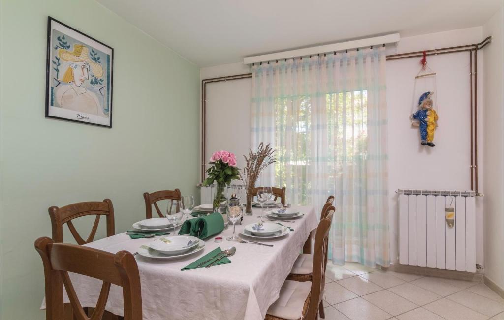 Zdjęcie z galerii obiektu Holiday Home Cere Cere Ii w mieście Santalezi