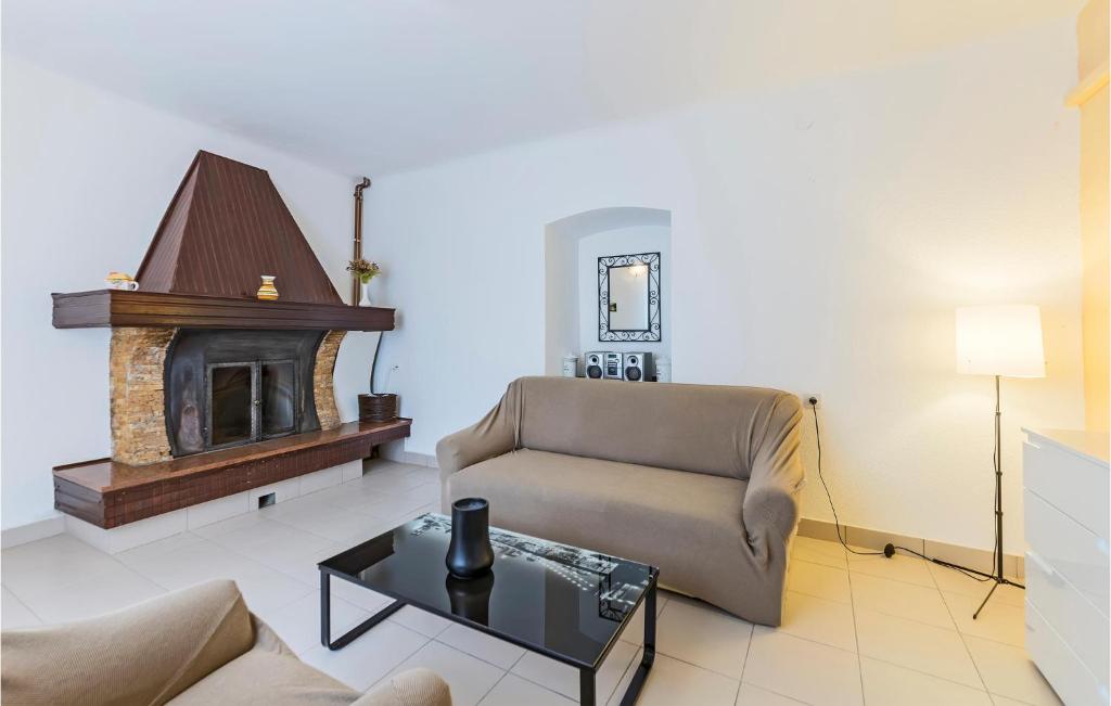 Część wypoczynkowa w obiekcie Holiday Home Cere Cere Ii