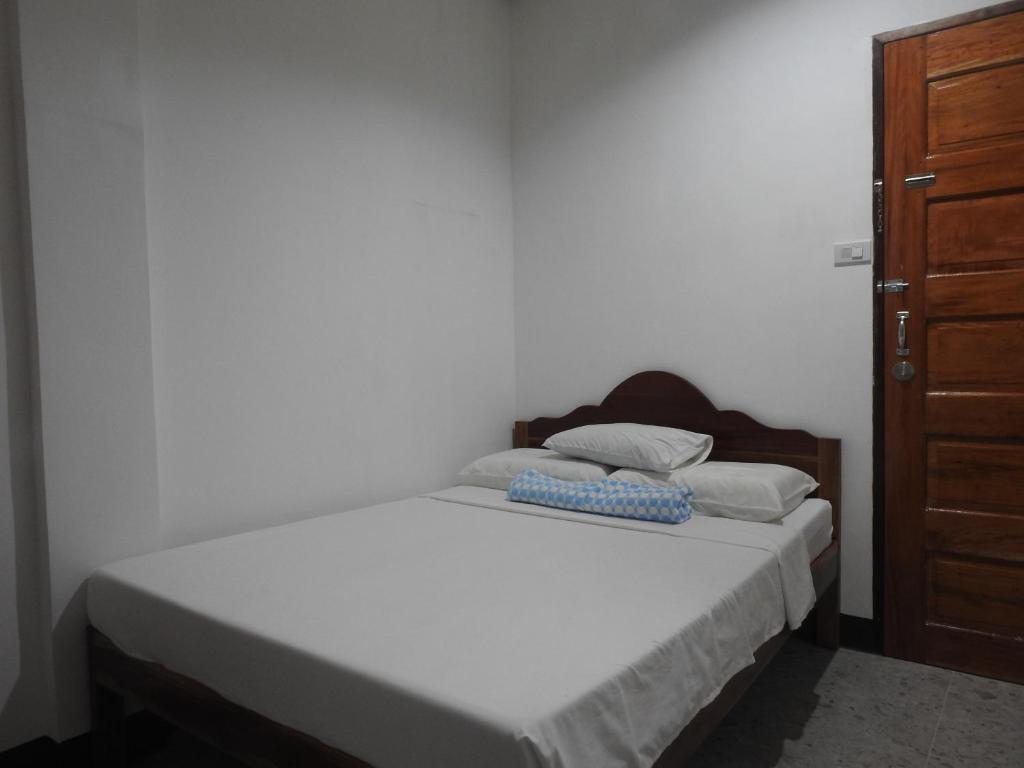 Postel nebo postele na pokoji v ubytování Pacifico Seaside Lodge