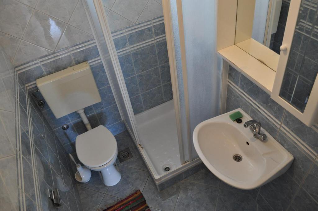 Kúpeľňa v ubytovaní Apartments Petar Maksan
