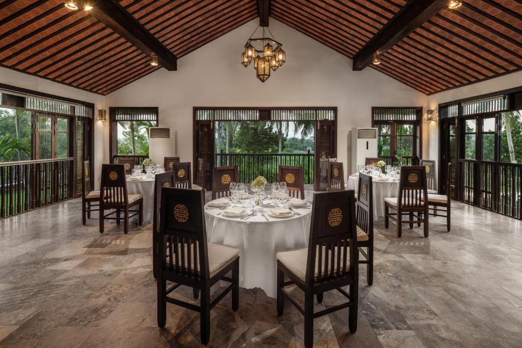 Restaurace v ubytování Legacy Hoi An Resort