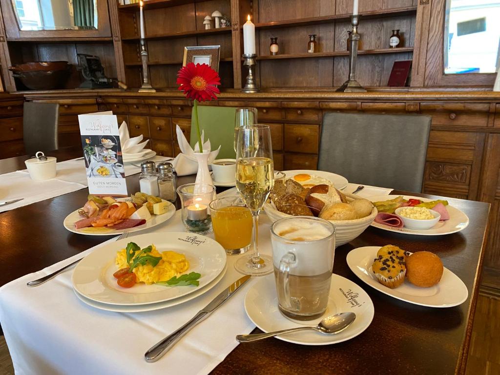 MOMENTS Boutique Hotel - 3