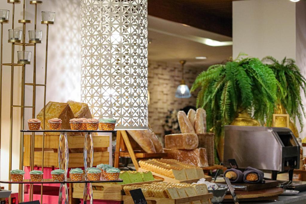 Amata Patong - Resim 26