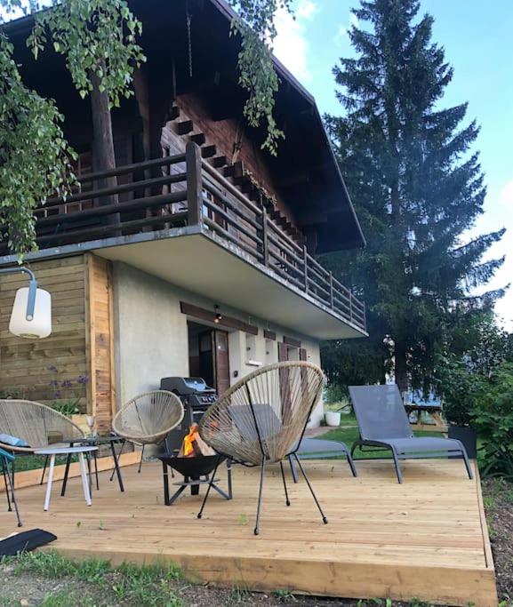 Authentique chalet en madriers, Combloux (updated prices 2025) — free download