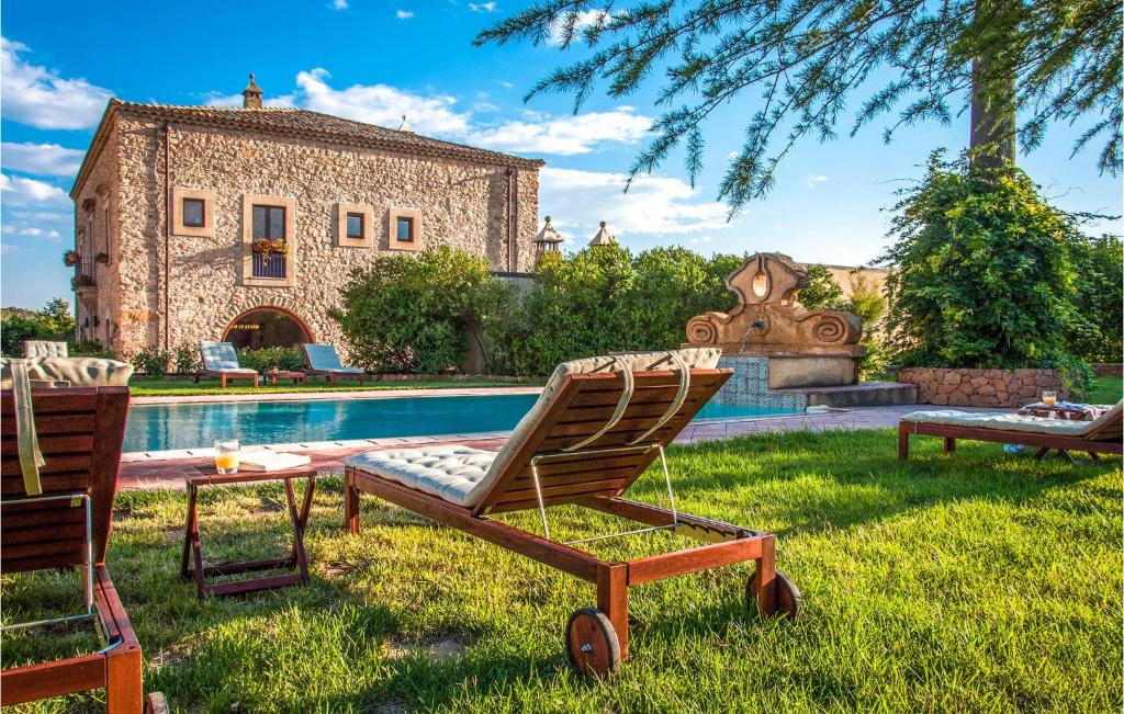 Cozy Home In San Michele Di Ganzari - Housity