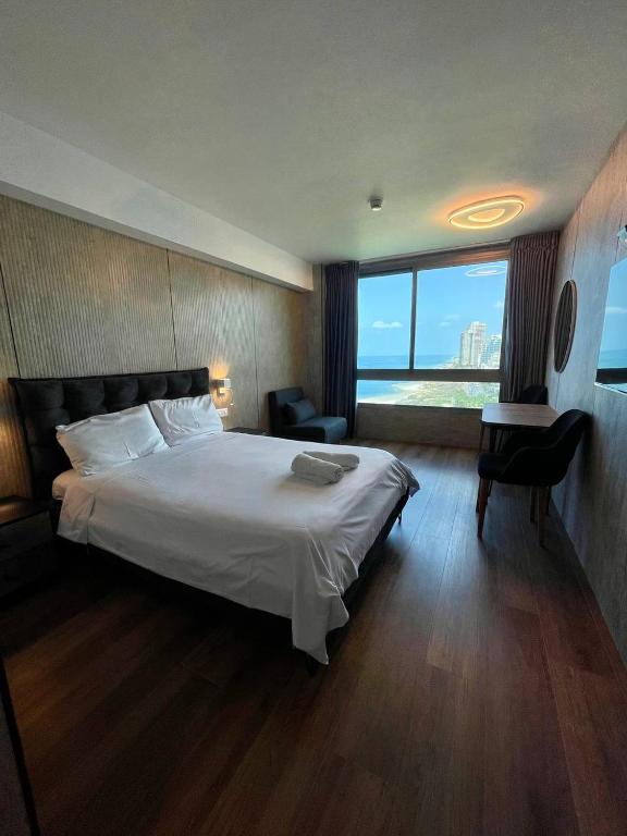 Carmel Holiday Apartments - Studio Mit Spa -Bad