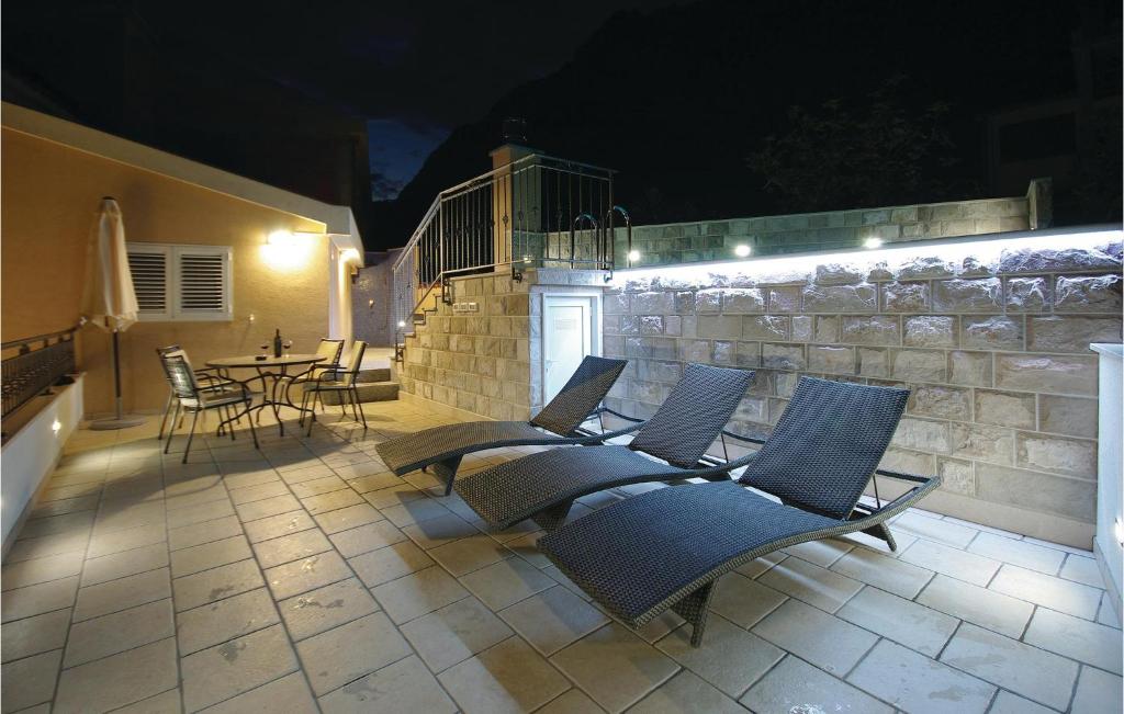 Fotografia z galérie ubytovania Cozy Home In Makarska With Kitchen v destinácii Makarska