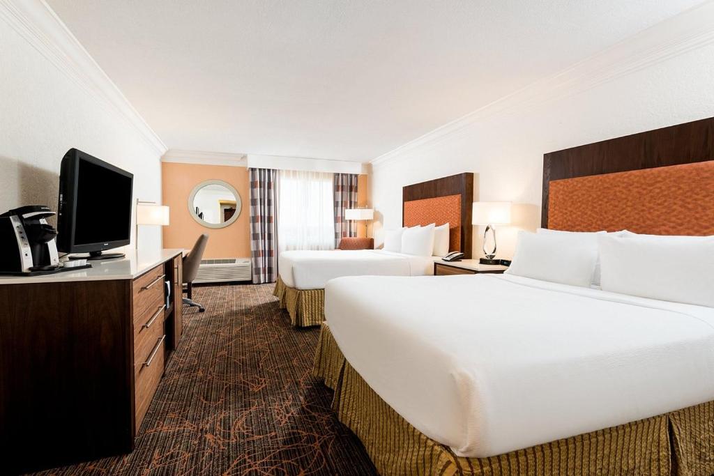 Holiday Inn Fort Lauderdale Airport, an IHG Hotel - Suite Queen Con Dos Camas Queen