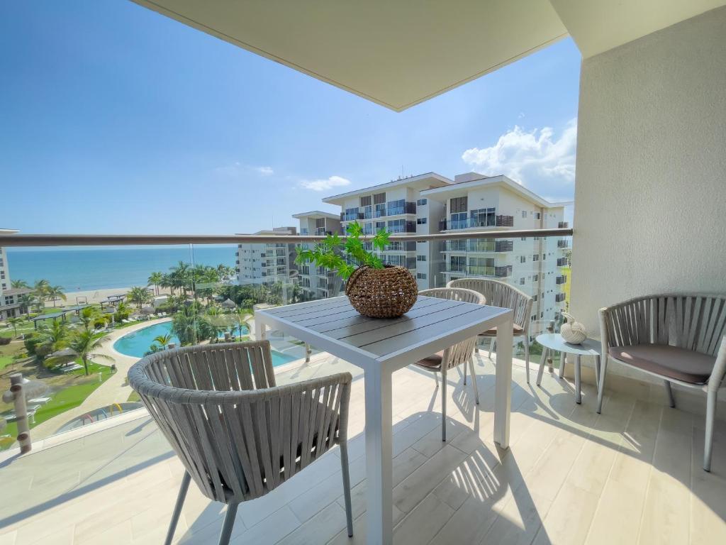 Balkón nebo terasa v ubytování Ventanas del Mar by Playa Caracol 3 Habitaciones
