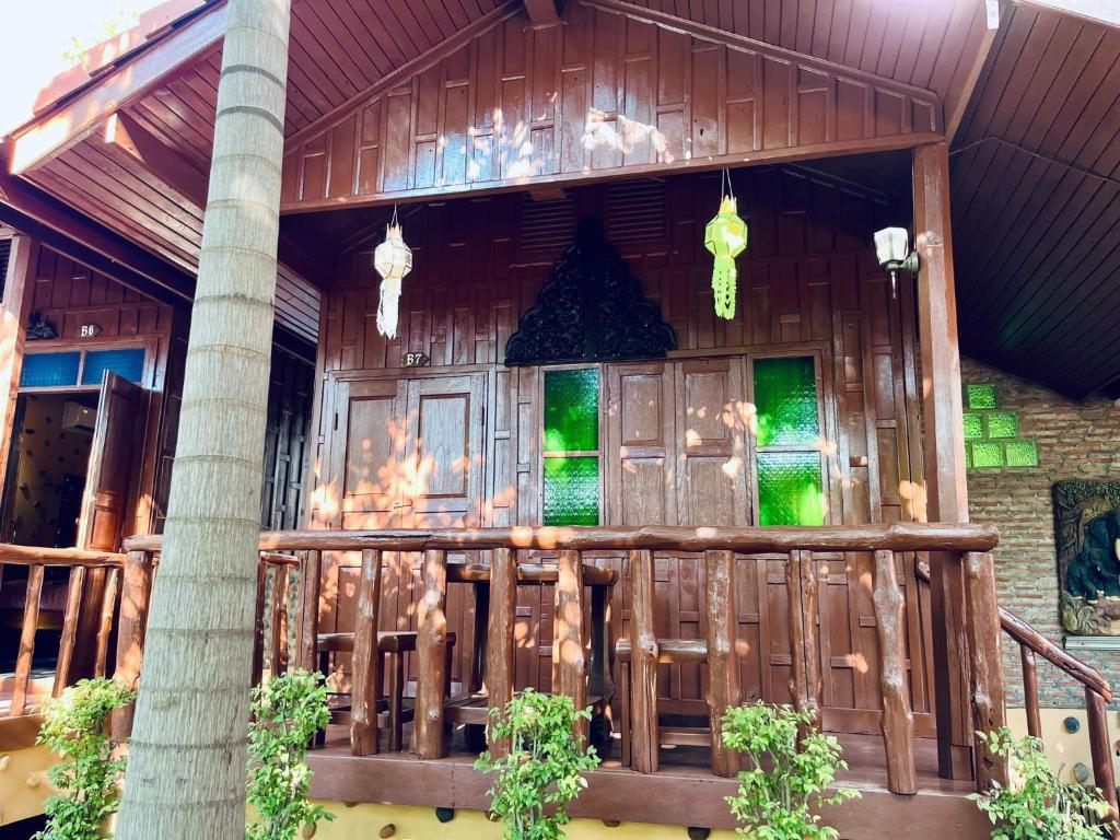 Riverside Retreat Sukhothai Guest House - 2