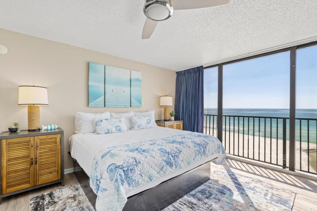 Sandpiper Beacon Beach Resort photo