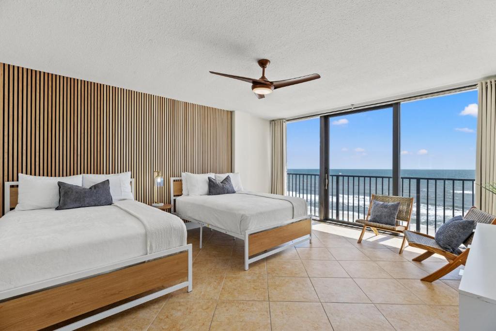 Sandpiper Beacon Beach Resort photo