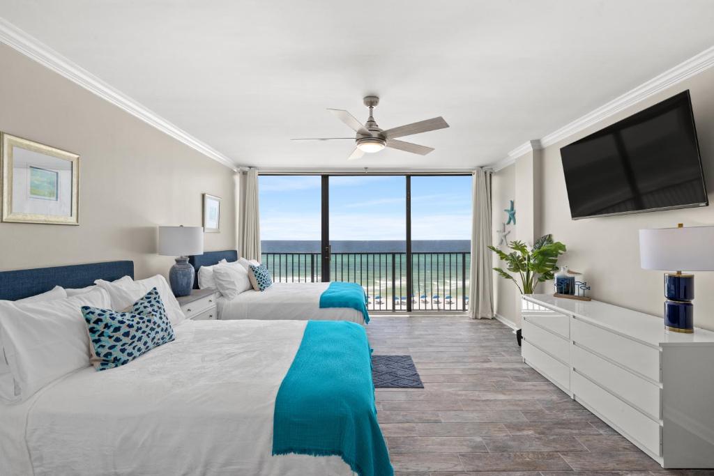 Sandpiper Beacon Beach Resort photo