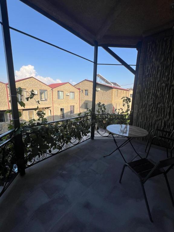Narek+ - Family Suite With Balcony