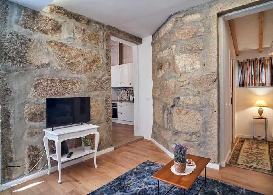 Μια τηλεόραση ή/και κέντρο ψυχαγωγίας στο Casa do EL