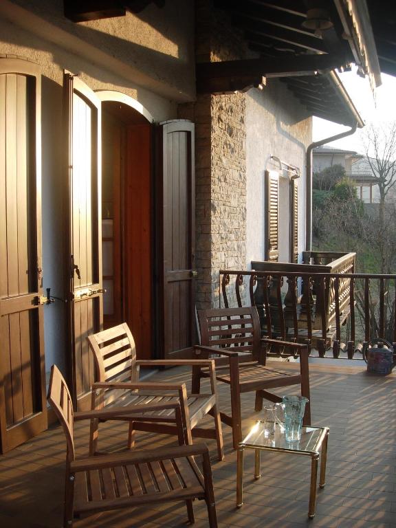 Balkón nebo terasa v ubytování B&B Aria Di Lago