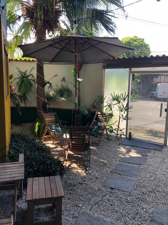 Zahrada ubytování Container Hospedaria Paraty
