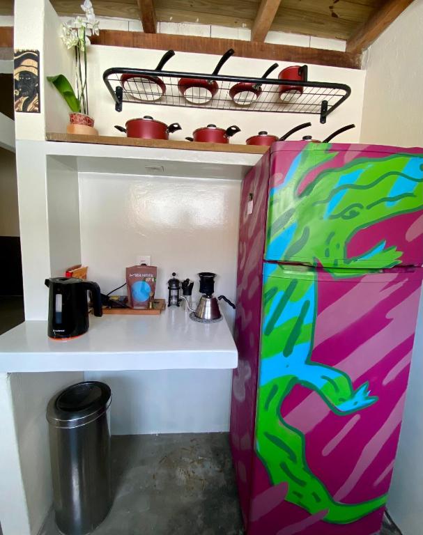 Kuchyň nebo kuchyňský kout v ubytování Teiú Hostel Trancoso