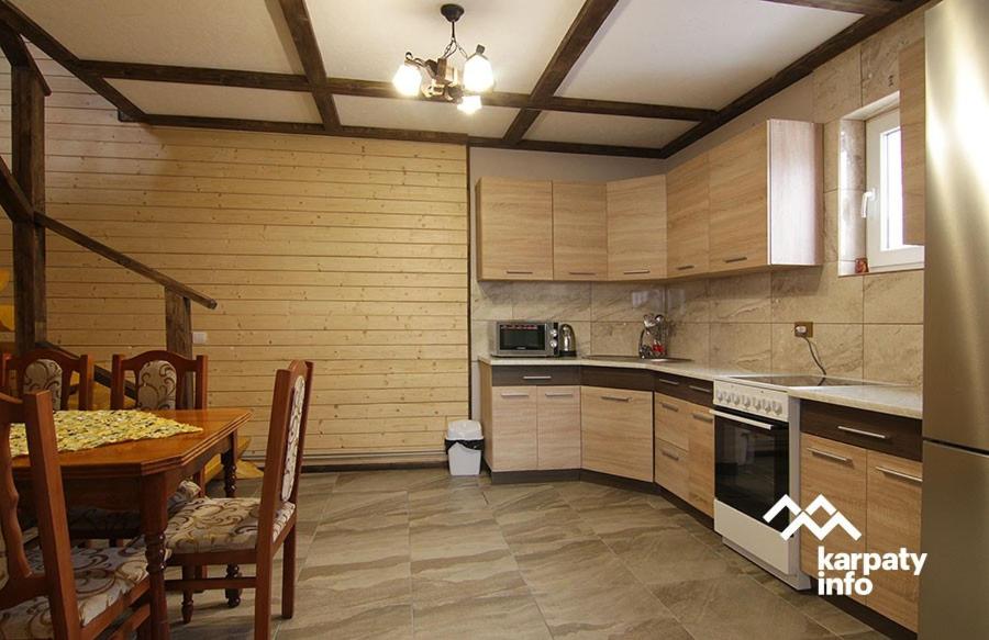 Синевирський Краєвид - Villa De Trois Chambres