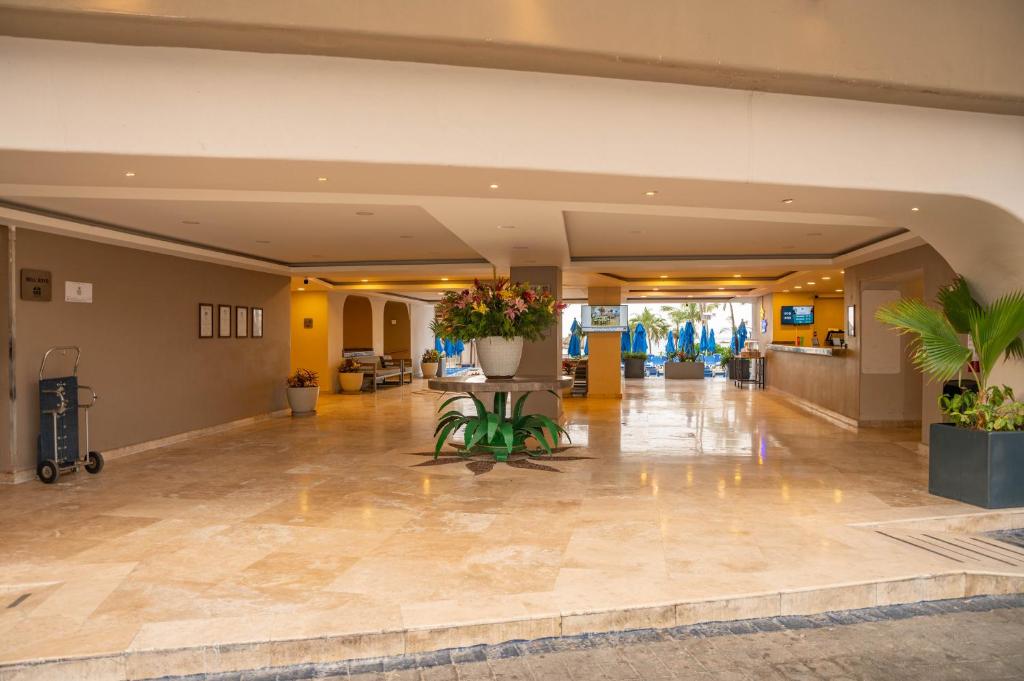 Ritz Acapulco All Inclusive