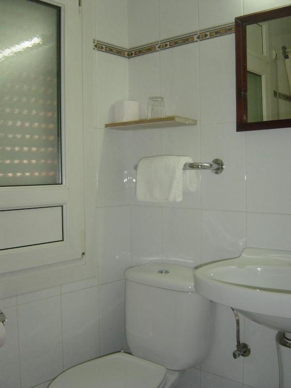 Koupelna v ubytování Hostal Can Massot