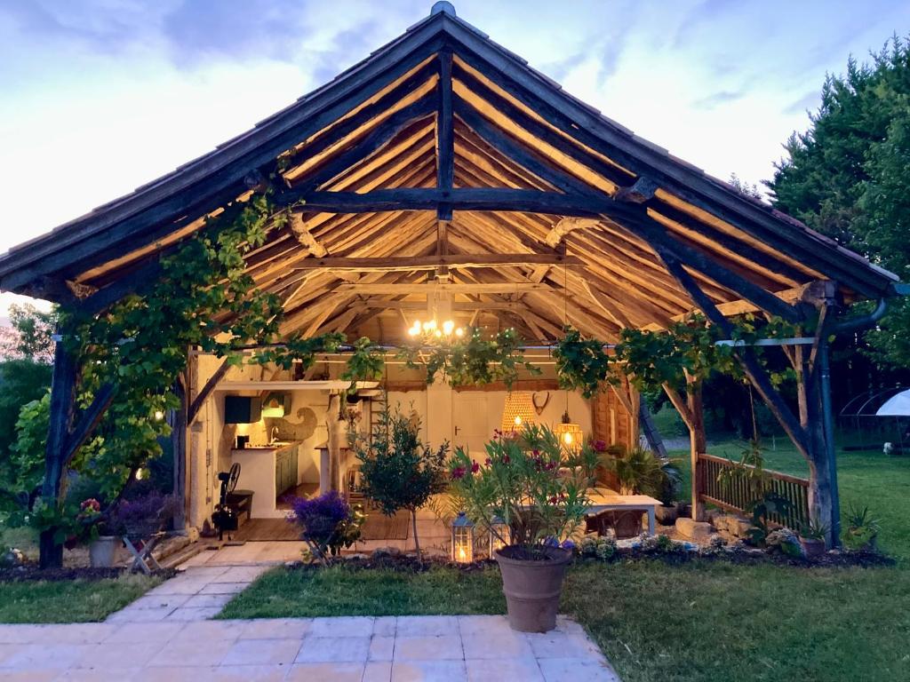 Vườn quanh B&B La Paillole