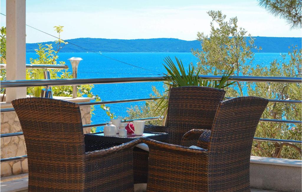Fotografia z galérie ubytovania Gorgeous Home In Okrug Gornji With House Sea View v Trogiri