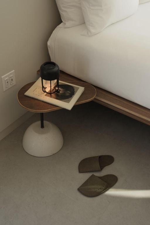 Postel nebo postele na pokoji v ubytování RESET Hotel Joshua Tree