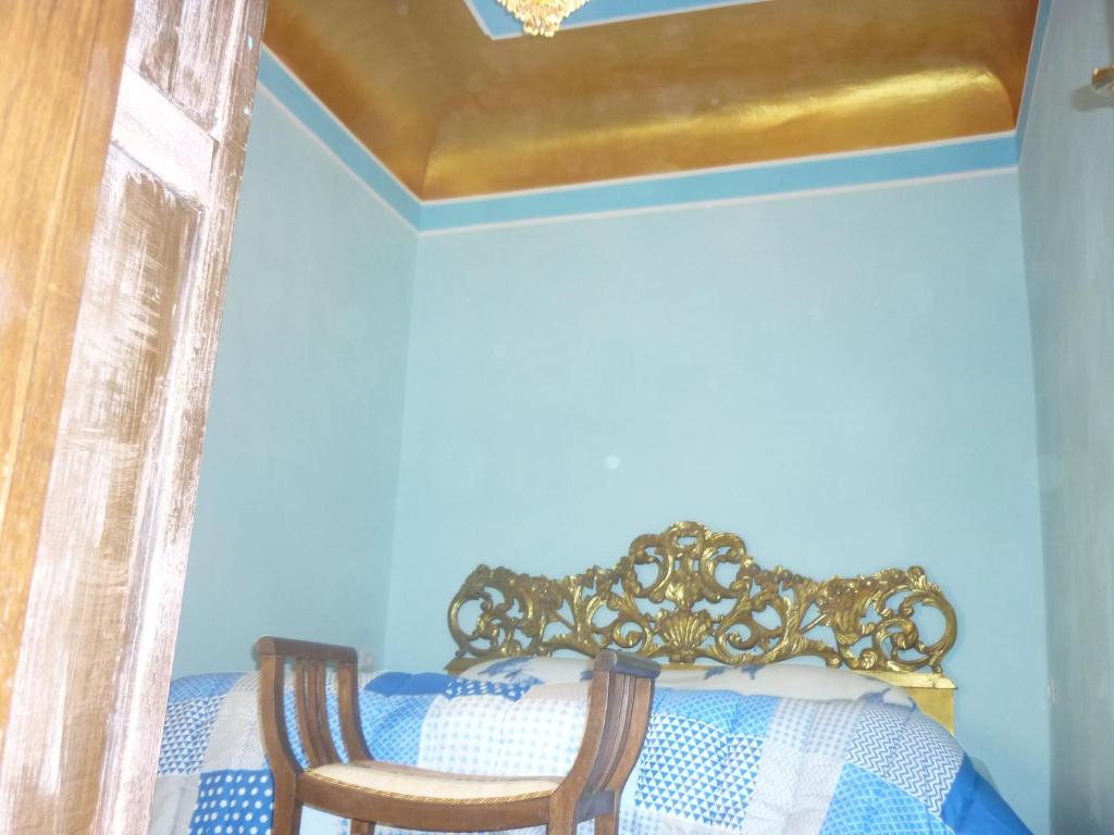 Łóżko lub łóżka w pokoju w obiekcie San Zanobi Apartment