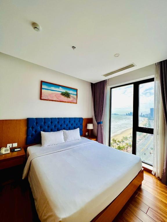 Căn hộ 2 phòng ngủ nhìn ra cảnh thành phố