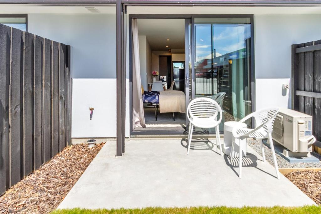 Central city home with carpark, sleeps 5 - Resim 6