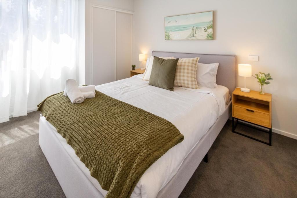 Central city home with carpark, sleeps 5 - Resim 2