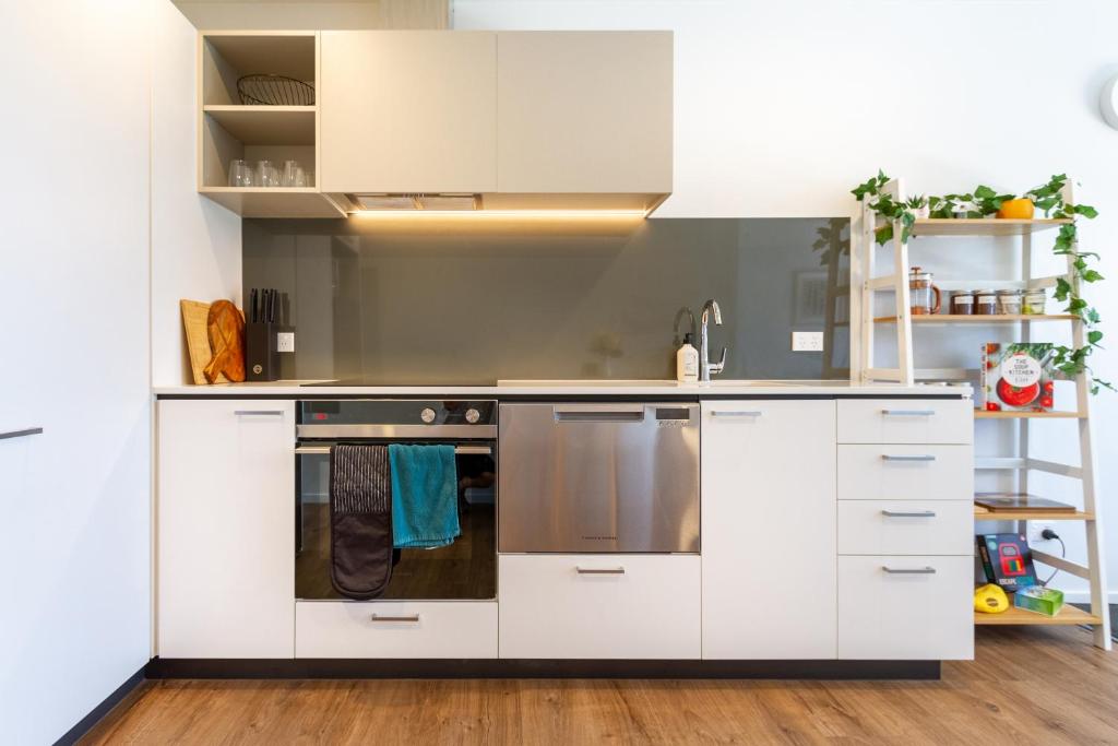 Central city home with carpark, sleeps 5 - Resim 41