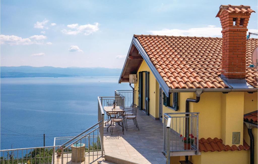 Stunning Apartment In Lovran With House Sea View