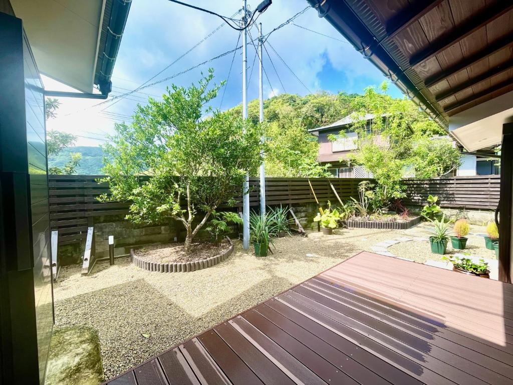 Zahrada ubytování 紬の宿こがち -奄美大島の貸切別荘- kogachi japanese kominka stay in Amami Island