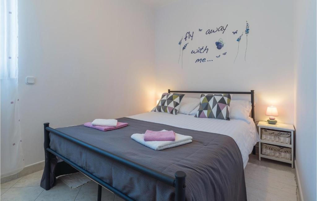 Posteľ alebo postele v izbe v ubytovaní Two-Bedroom Apartment In Porec