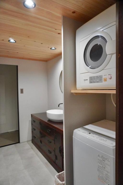 Fotografie z fotogalerie ubytování 城下町の一棟貸し 今来 Konrai - Private-use guesthouse v destinaci Macumoto