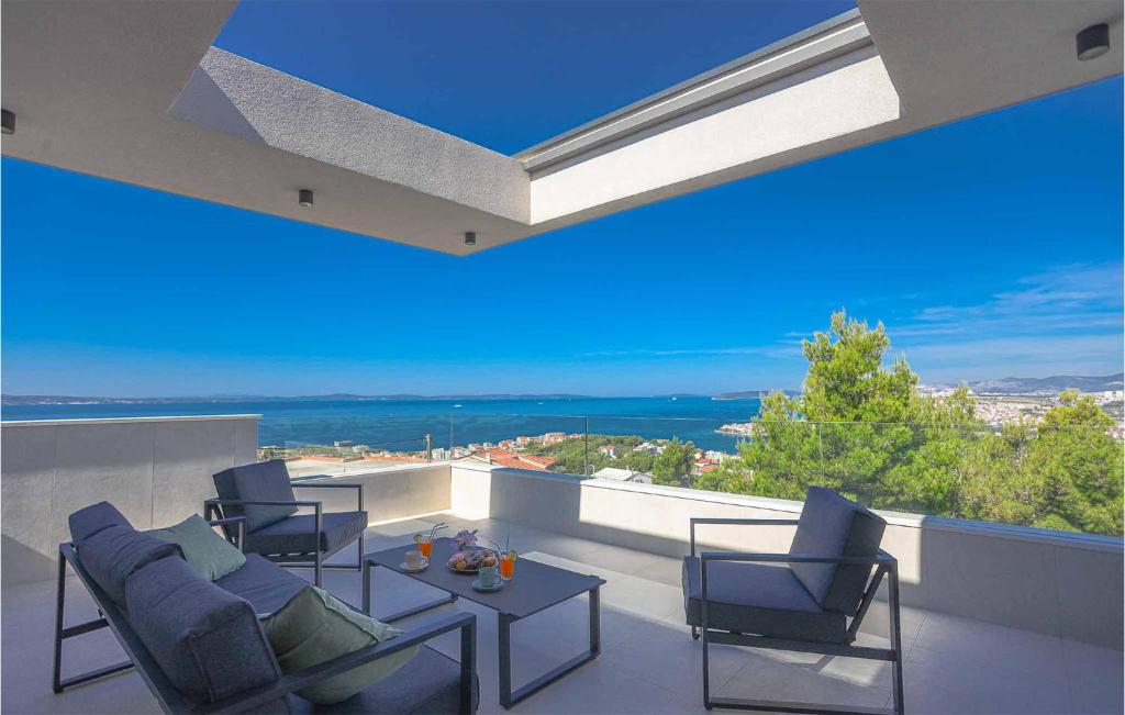 Beach Front Home In Podstrana