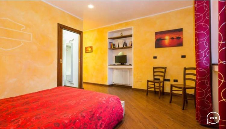 TV a/nebo společenská místnost v ubytování Wallace Apartment