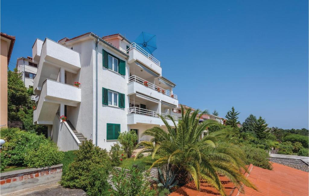 Beach Front Apartment In Rabac With Wifi