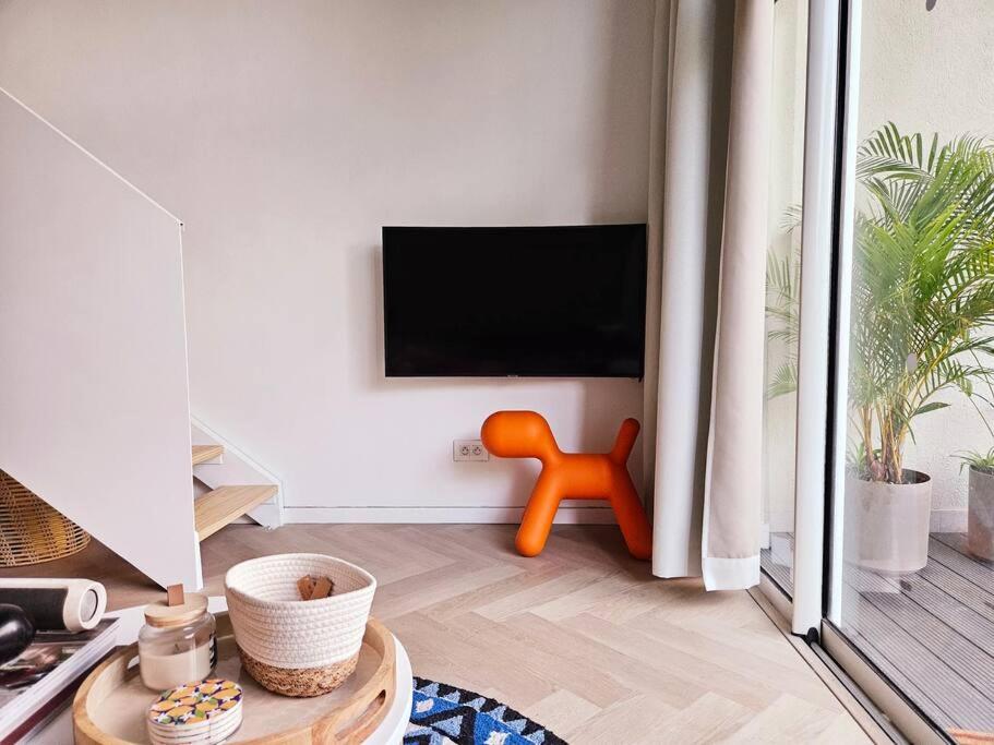 Seaside 3 suites Penthouse with Pool Gym & BBQ Terrace — photo 54