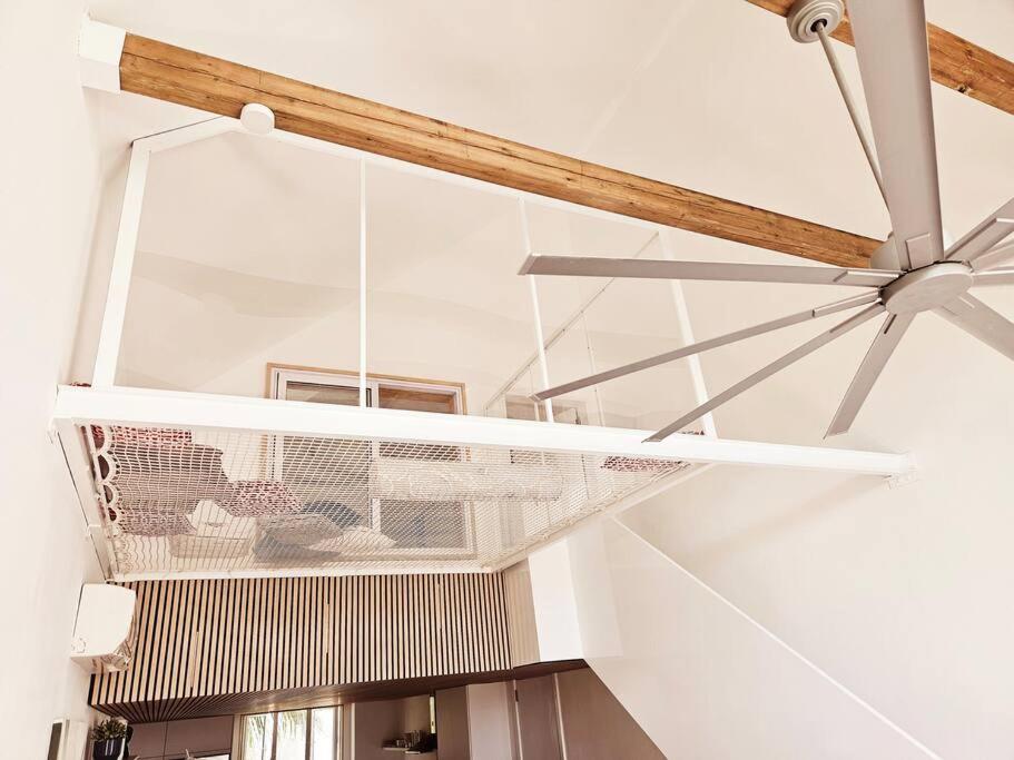 Seaside 3 suites Penthouse with Pool Gym & BBQ Terrace — photo 66