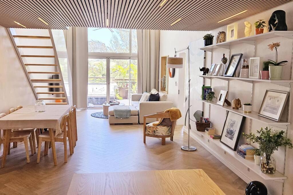 Seaside 3 suites Penthouse with Pool Gym & BBQ Terrace — photo 82