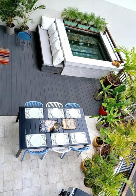 Seaside 3 suites Penthouse with Pool Gym & BBQ Terrace — photo 85