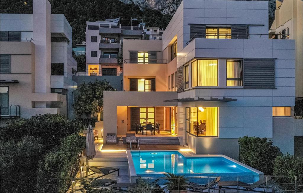Bazén v ubytovaní Stunning Home In Makarska With Sauna alebo v jeho blízkosti