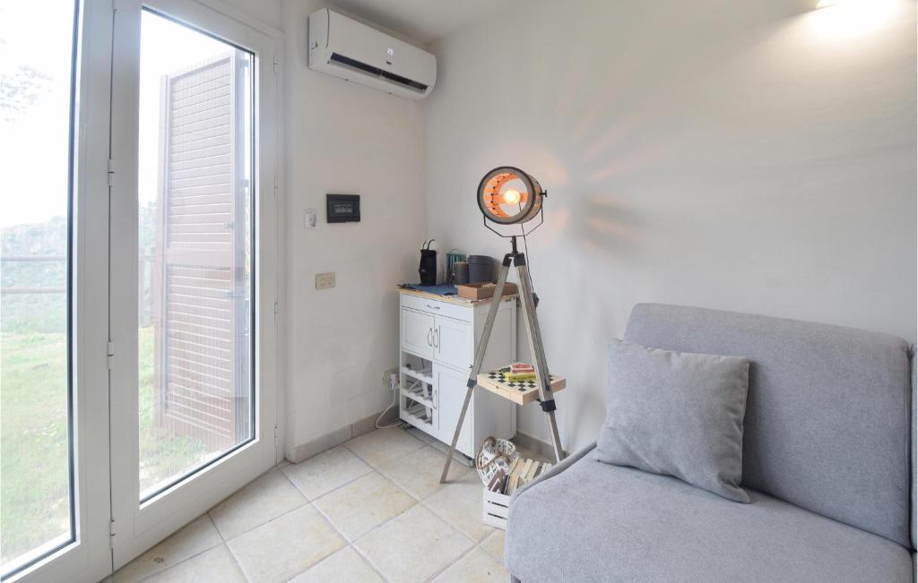 Posezení v ubytování Cozy Apartment In Sperlonga